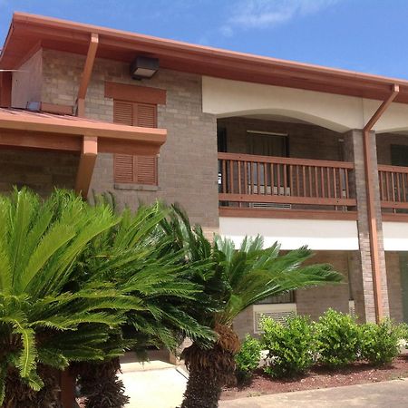 Countryside Inn Wharton Экстерьер фото