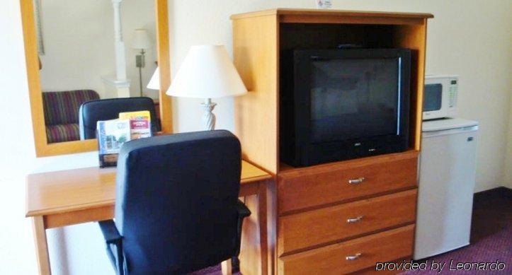 Countryside Inn Wharton Экстерьер фото